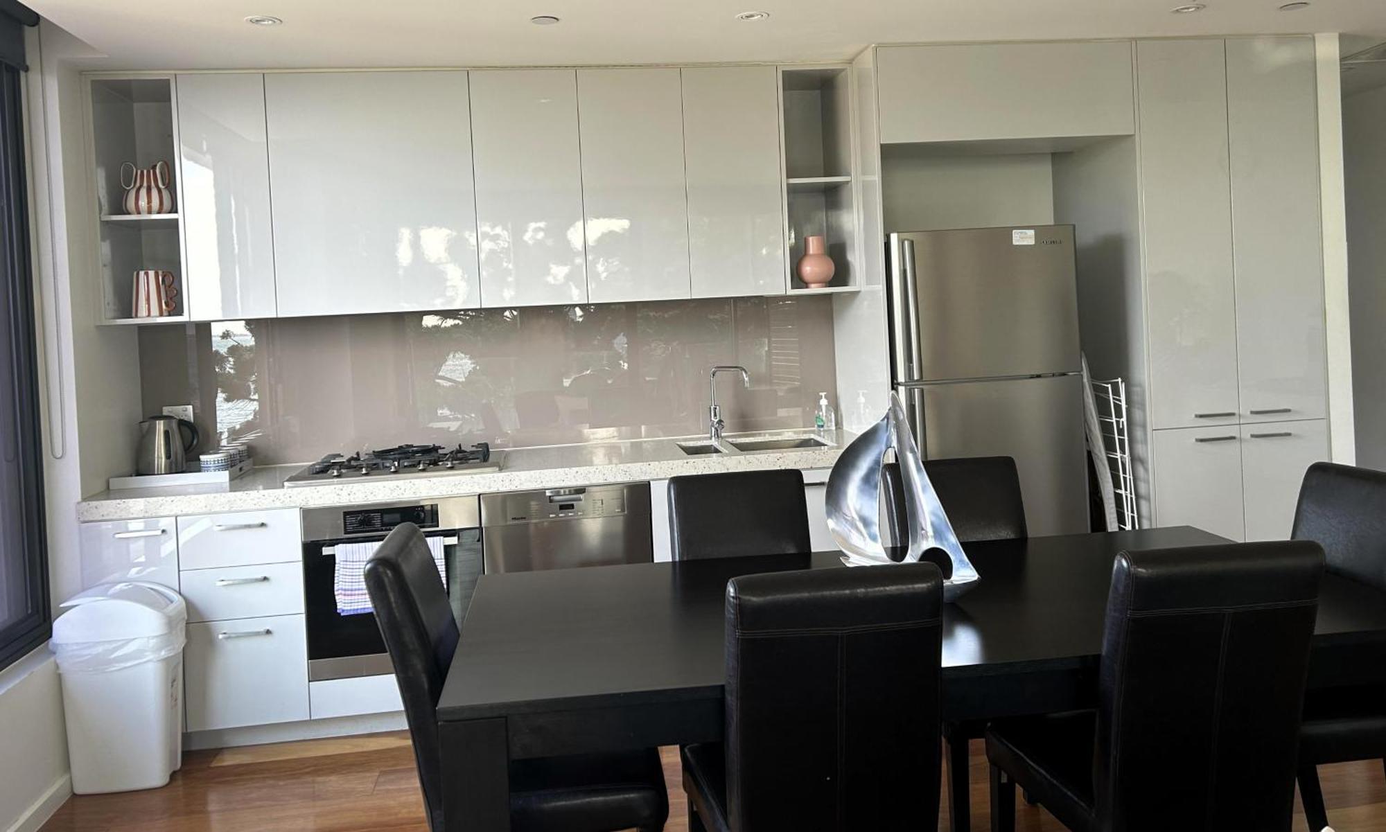 801 Pier Point 3 Bedroom With Bay Views On The Waterfront *
